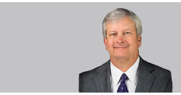 Headshot of Scott Wilcox. 