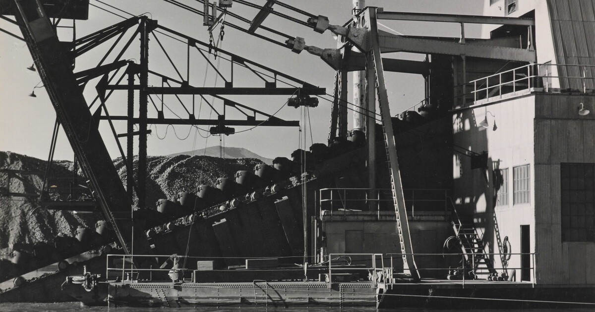 [Gold dredge boat, Fairplay, Colorado] Amon Carter Museum of American Art